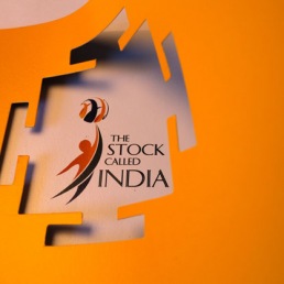 brochure designing in mumbai